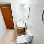 Ideal Aparmennts *
