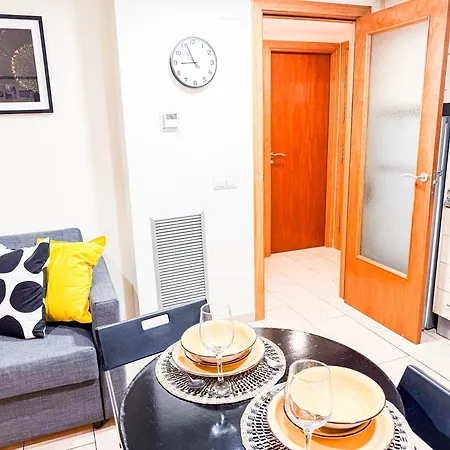 Ideal Aparmennts شقة *